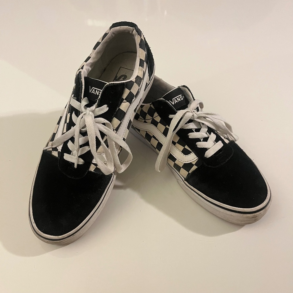 Vans Classic Checkered Sneakers